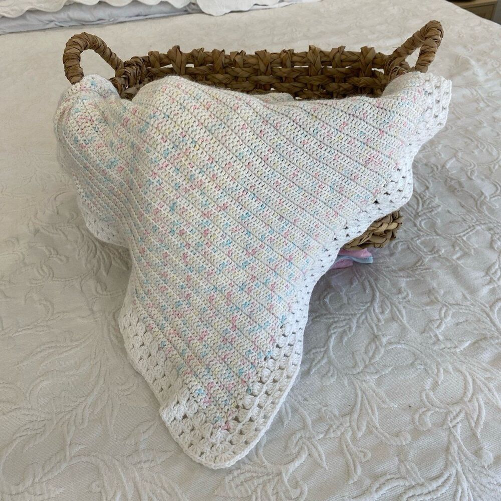 Vintage Infant Baby Afghan Blanket Handmade Swaddle‎ Wrap Keepsake Heirloom Gift